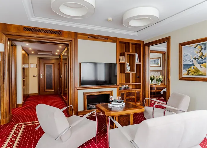 Haffner & - Destigo Hotel